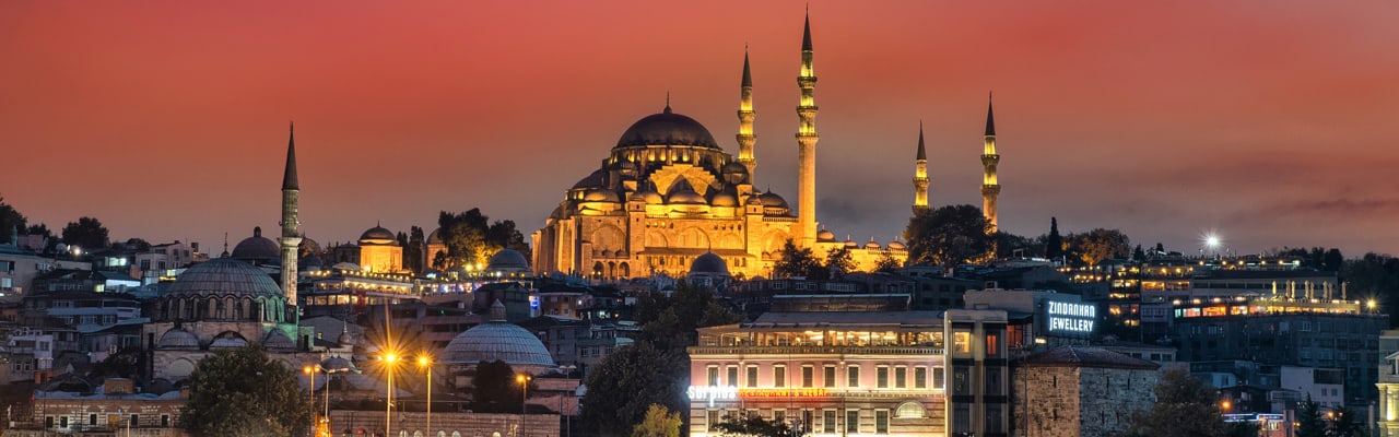 By Night in Istanbul | TheList.Travel