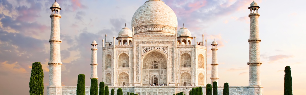 Taj Mahal in New Delhi | TheList.Travel